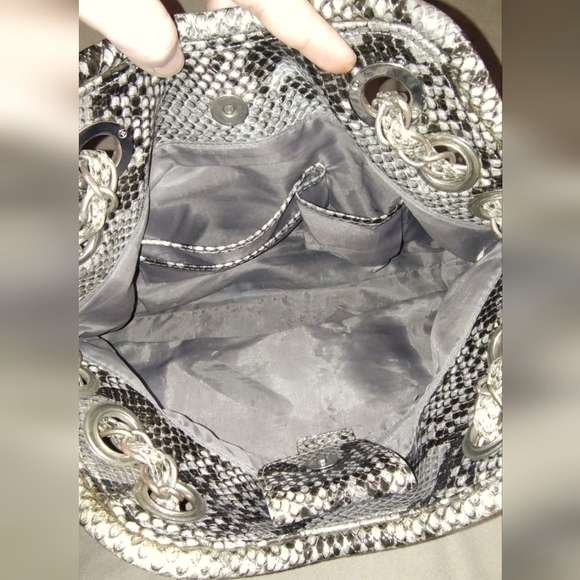 NICOLE BY NICOLE MILLER SNAKESKIN EMBOSSED BAG - Picture 13 of 16